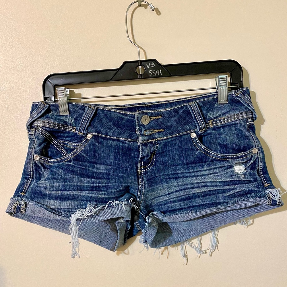 Almost Famous Slightly Distressed Shorts Size 5 Frayed raw edge